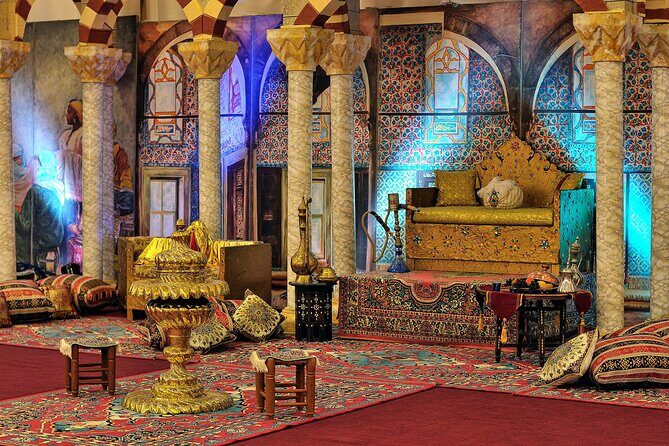 Istanbul Walking Tour with Audioguide on Your Smartphone - What makes this tour stand out?
