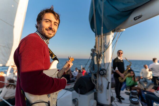 Jazz and Chill Out Cruise in Barcelona - The Itinerary: What to Expect