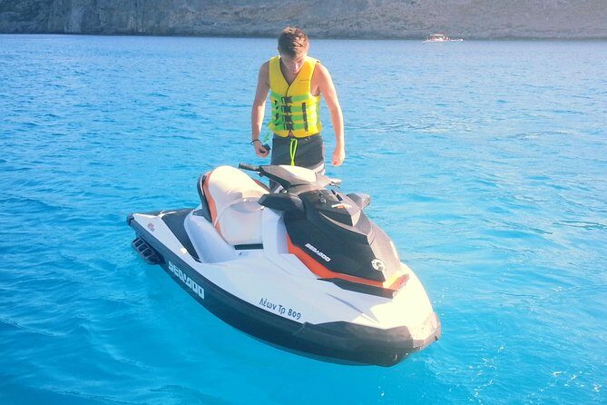 JETSKI 130HP GTI SEADOO (holds 2 people) - The Sum Up