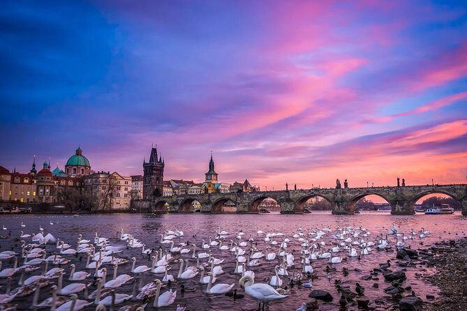 Johnny's Prague Photography Tour - Meeting Points & Practical Details