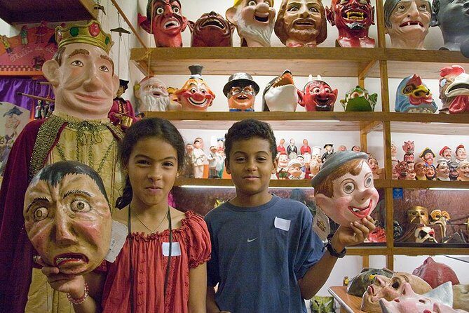 Kids and Family Gothic Quarter Walking Tour in Barcelona - Itinerary Breakdown and What to Expect