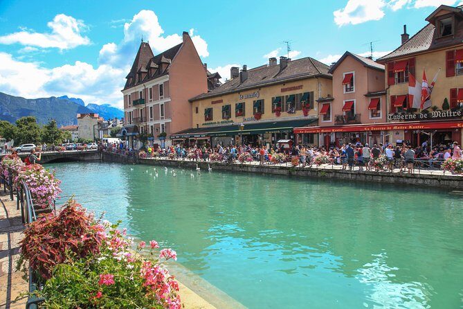 (KPG370) - Private Tour to Annecy, from Geneva - The Experience in Detail: A Well-Balanced Day Trip