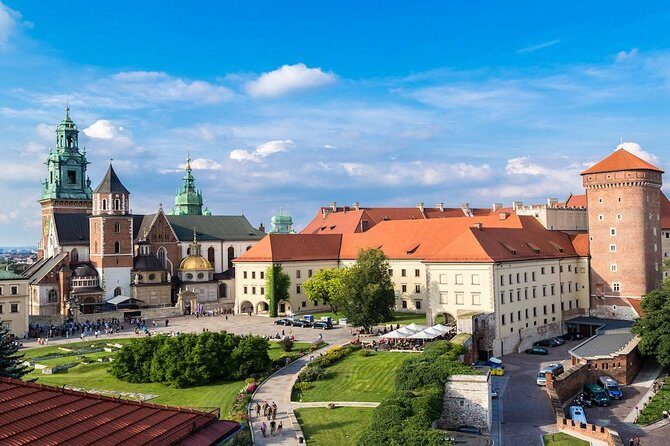 Krakow: Wawel Castle & Cathedral and Wieliczka Salt Mine Guided Tour with Lunch - Practical Details & Tips