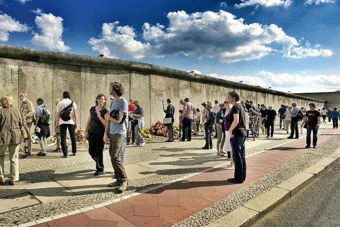 Kreuzberg Private Walking Tour: Immigrants, Artists & Hipsters - Who Should Book This Tour?