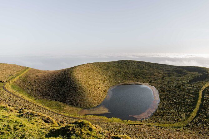 Lakes and Volcanoes Private Tour (Full Day) - Who Should Consider This Tour?