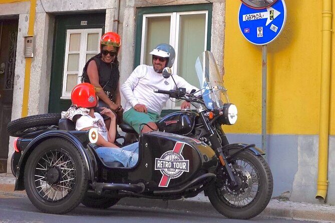 Lisbon: El Cristo-Rei Motorcycle Side-car Tour - FAQs