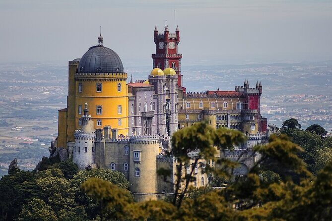Lisbon: Sintra, Pena Palace, Cape of Roca & Cascais - Guided Tour - The Charm of Cascais and Estoril