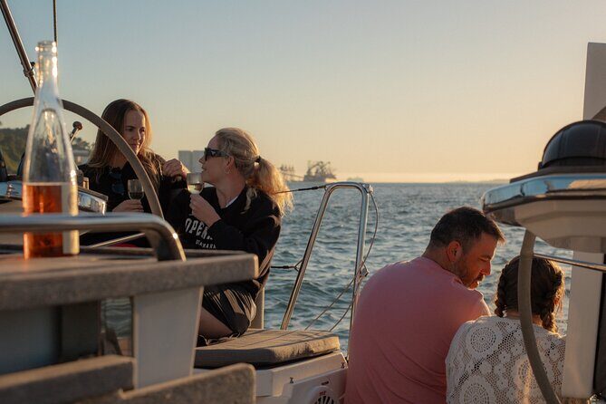 Lisbon Sunset Boat Cruise Tour With Drinks Included - An In-Depth Look at the Lisbon Sunset Boat Cruise