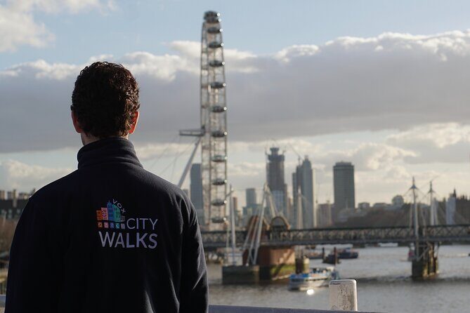 London: Landmarks Walking Tour & Harry Potter Walking Tour - The Atmosphere and Group Size