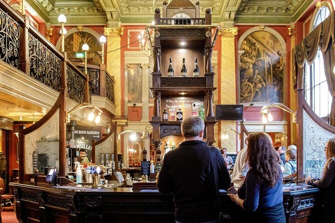 London Small Group Tour of Historical Pubs - Analyzing the Value