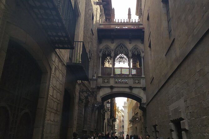Lucas Hidden Old Barcelona: the Gothic and El Born Tour - Discovering El Born and La Ribera
