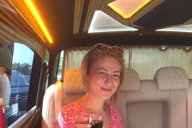 Luxury Maybaych Van (on options) Istanbul Airport Meet Transfer - The Vehicle and Service Quality