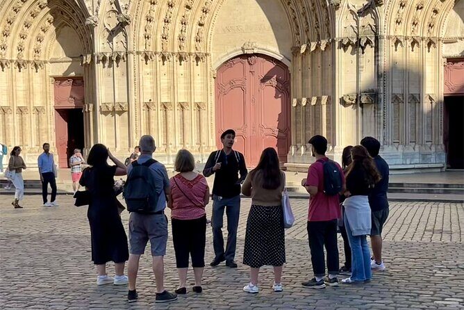 Lyon's History and Must-Sees with a Local! (English Walking Tour) - The Practical Side: What You Need to Know