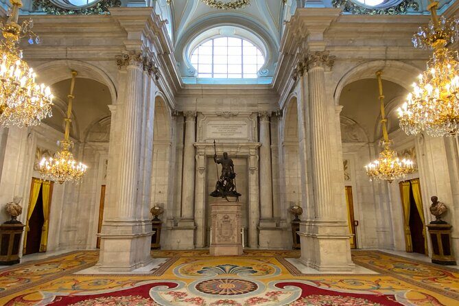 MADRID: Royal Palace and Prado Museum with transportation included - Frequently Asked Questions