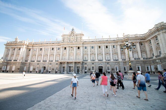 Madrid: Royal Palace Expert Guided Tour with Optional Tapas - What the Reviews Say
