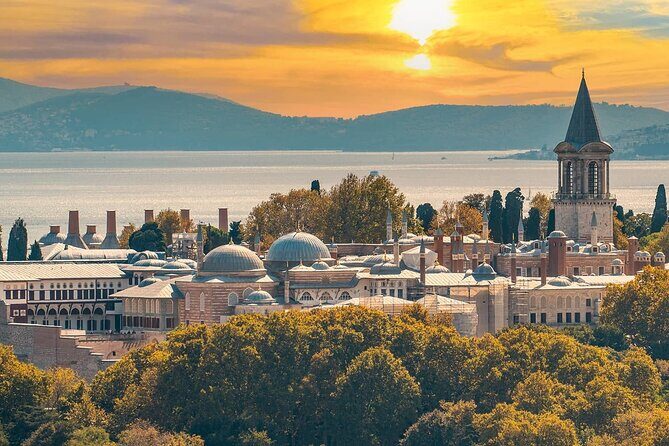 Majestic Istanbul: Walking Tour & Sunset Cruise on the Bosphorus - The Sum Up