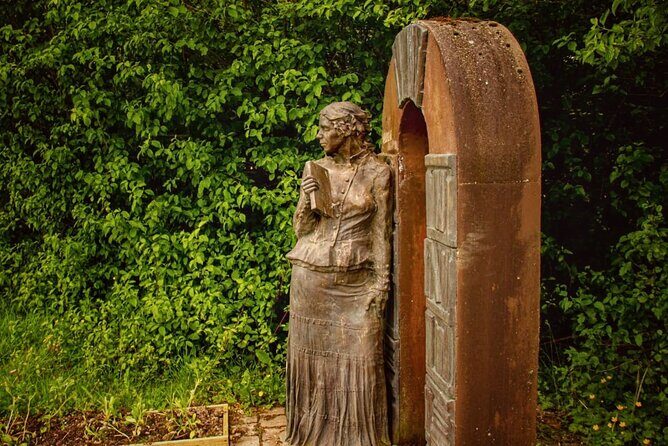 Maria Edgeworth Center-A Self-Guided Audio Tour - Who is this tour best suited for?