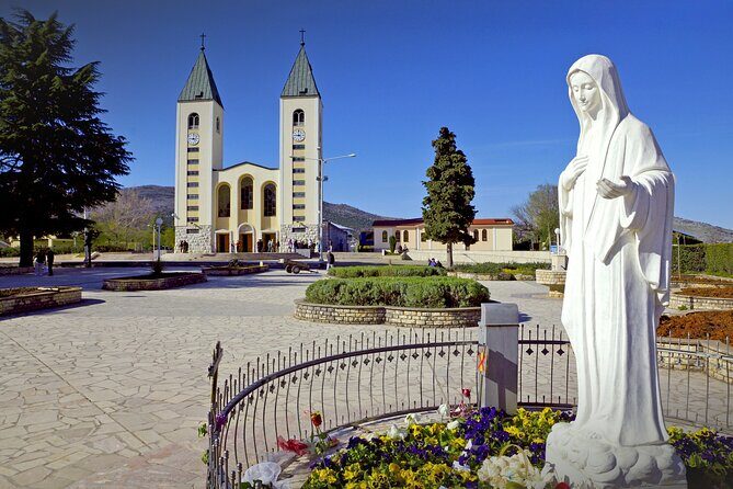 Medjugorje - Private Excursion from Dubrovnik with Mercedes Vehicle - How the Tour Is Delivered