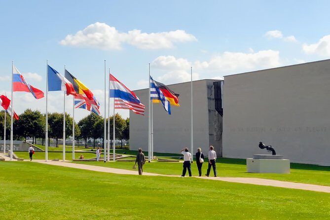 Mémorial de Caen Museum Admission and Guided Tour of D-Day Sites - The Battlefield Stops: Walking Through History