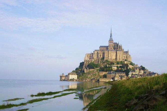 Mont Saint-Michel Day Trip from Bayeux (Shared tour) - Analyzing the Cost and Value