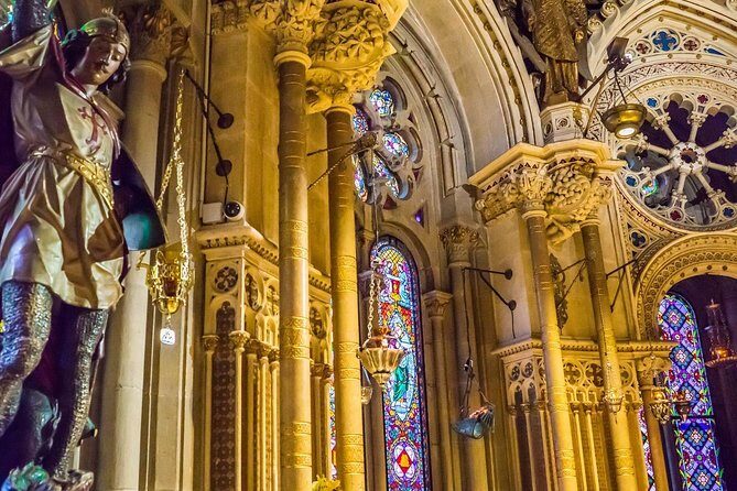 Montserrat Private Tour with Hotel pick-up from Barcelona - Authentic Guides and Personal Touches