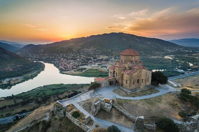 Mtskheta, Ananuri, Gudauri and Kazbegi Full Day Tour from Tbilisi - The Sum Up