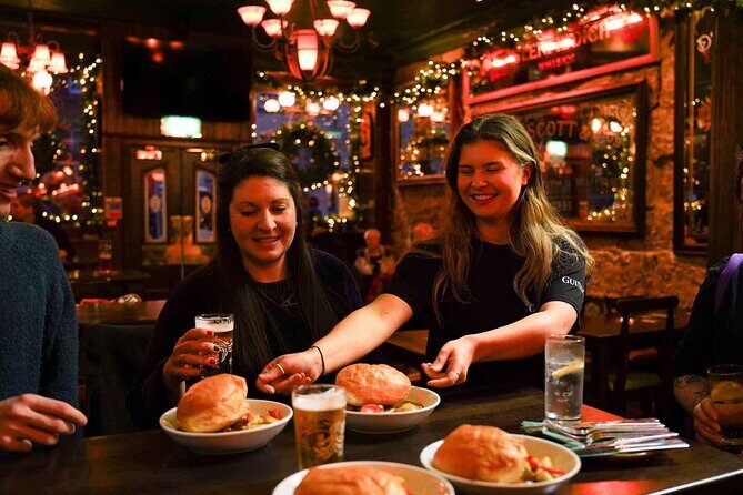 New! Edinburgh Old Town Food & Drinks Tour with Eating Europe - A Deep Dive into the Experience