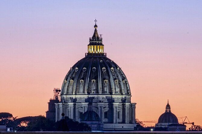 Nightscape Elegance: Rome After Dark with Golf Cart - A Closer Look at the Itinerary