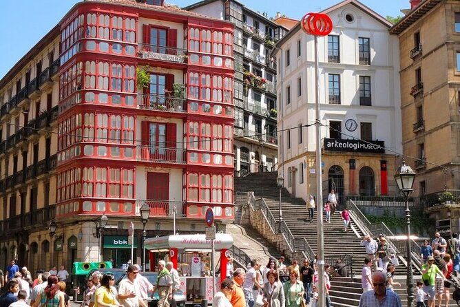 Old Town Bilbao Tour in small group - FAQ