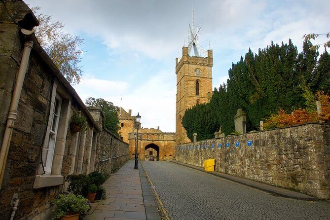 On the Trail of Mary Queen of Scots Private Tour in a Minivan from Edinburgh - An In-Depth Look at the Mary Queen of Scots Private Tour
