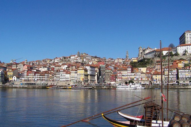 Oporto Airport Private Departure Transfer - Key Points