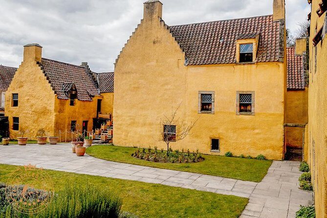 Outlander locations experience, Private Tour in a premium Minivan - In-Depth Review of the Outlander Private Tour