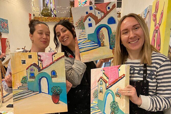 Paint & Wine Workshop in an Art Studio in Barcelona - The Value of the Experience