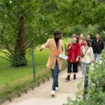 Paris: Eiffel Tower Guided Tour with Summit Access - What to Expect from the Eiffel Tower Guided Tour