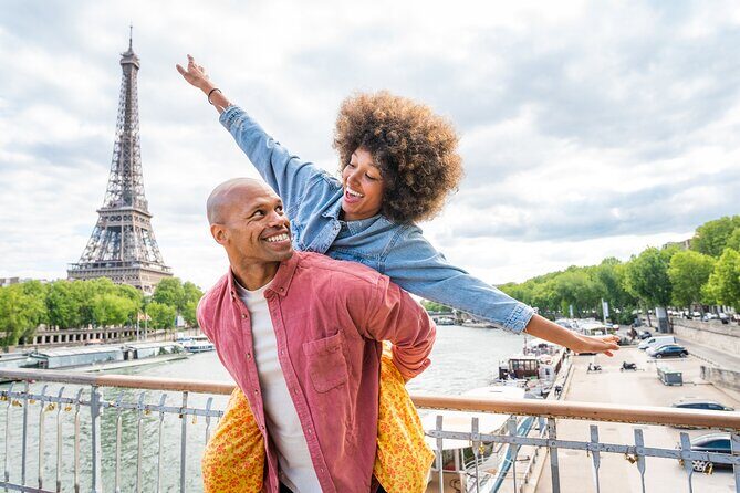 Paris: Eiffel Tower Photo Shoot - Who Should Consider This Experience?