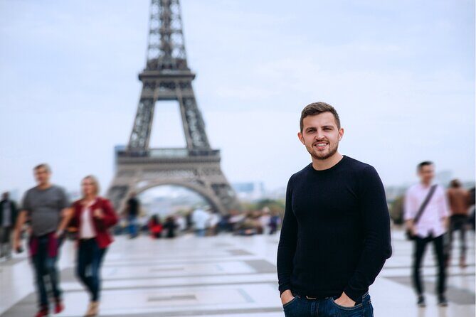 Paris Full Day City Tour on a Bus with Museum Pass Optionals - How the Flexible Hop-On Hop-Off Works