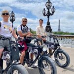 Paris Sightseeing Family Friendly Guided Electric Bike Tour - Who Is This Tour Perfect For?