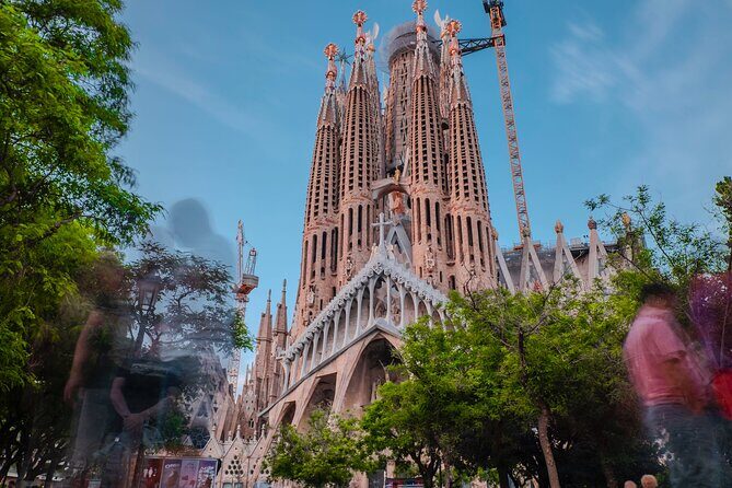 Photo Walking Tour Sagrada Familia and Gaudí in Barcelona - Final Thoughts: Is It Worth It?