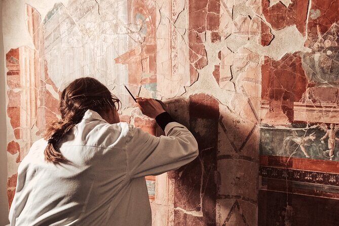 Pompeii Private Tour with an Archaeologist and Skip The Line - 3 hours - Exploring the Odeon and Teatro Piccolo