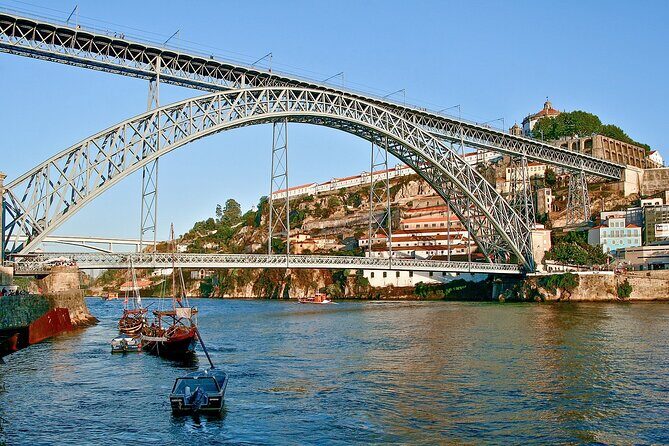 Porto "Old Town" Walking Tour with river cruise (Small-groups) - Who Should Book This Tour?