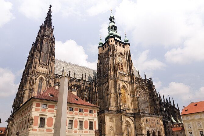 Prague Castle: Admission Ticket With Bus Transfer And Audioguide - Who Would Love This Tour?