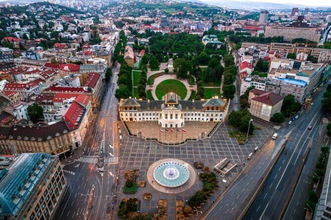 Private 1-Hour Express Bratislava - Why This Tour Works Well