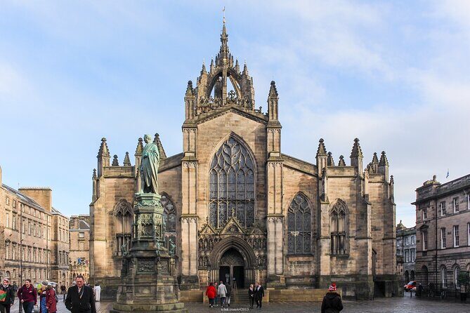 Private 4h Walking Tour in Edinburgh with Edinburgh Castle Tour - Review Snippets and Unique Insights