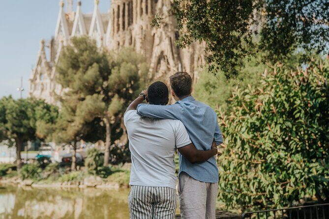 Private and Magical Photoshoot in Barcelona at Sagrada Familia - What’s the Experience Like?