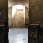 Private Barcelona Old Town & Sky Views: Montjuic Castle & Cable Car Tour - The Guides Make It Special