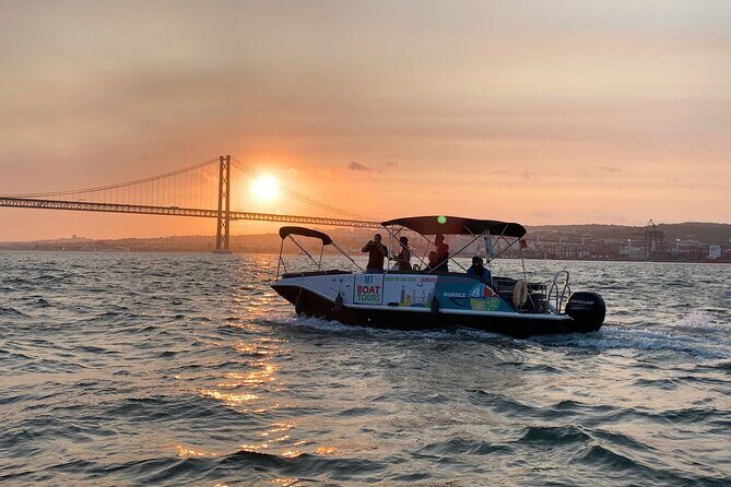Private Boat Cruise with 6 Bottles of Champagne (2 hours) - Who Will Love This Experience?