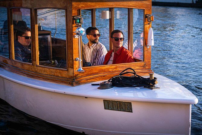 Private Boat Tours Amsterdam & welcome drink Amsterdam canals - The Itinerary: A Closer Look at the Stops