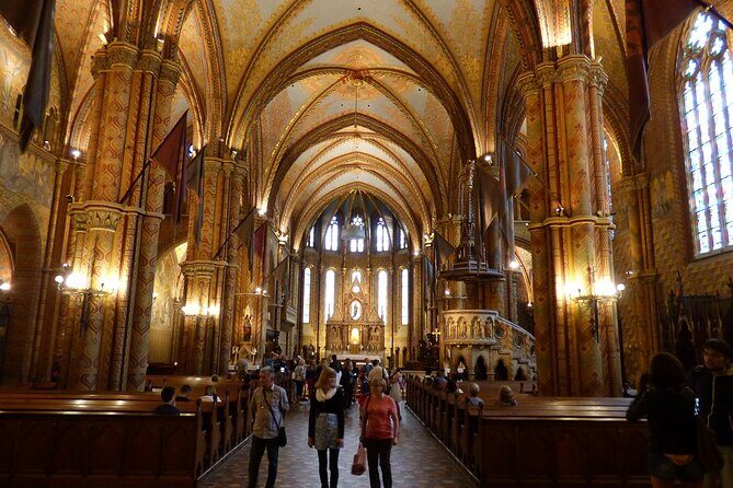 Private Buda Castle Walking Tour with Cake and Matthias Church - Who Should Consider This Tour?