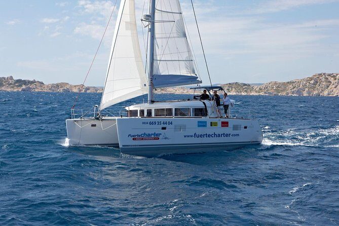 Private Catamaran trips to Lobos Island in Lagoon 400 - The Flexibility of a Customizable Itinerary