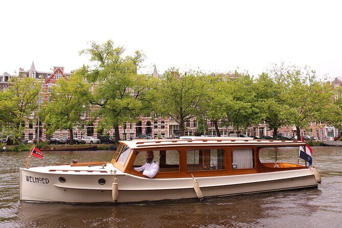 Private Champagne Canal Cruise in Amsterdam - FAQ